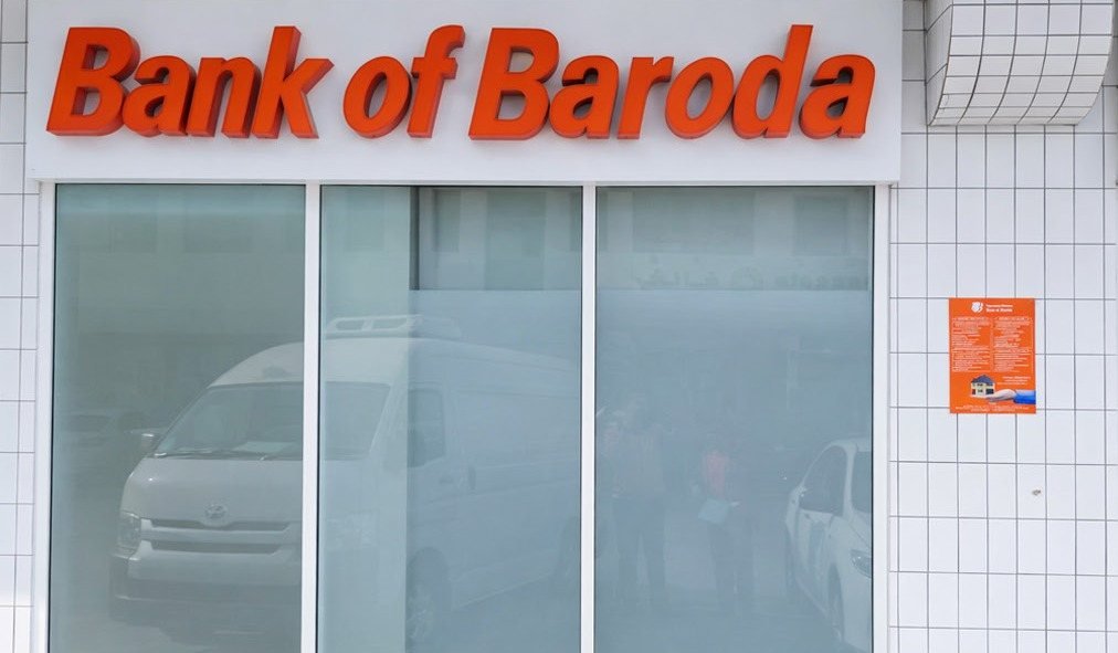 Bank of Baroda, Branch fascia