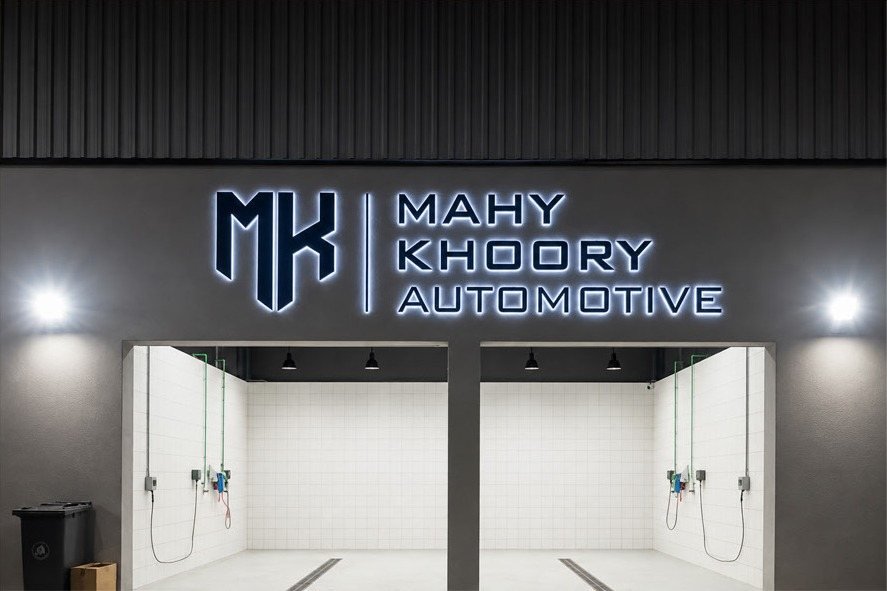 Mahy Khoory, Service centre identity